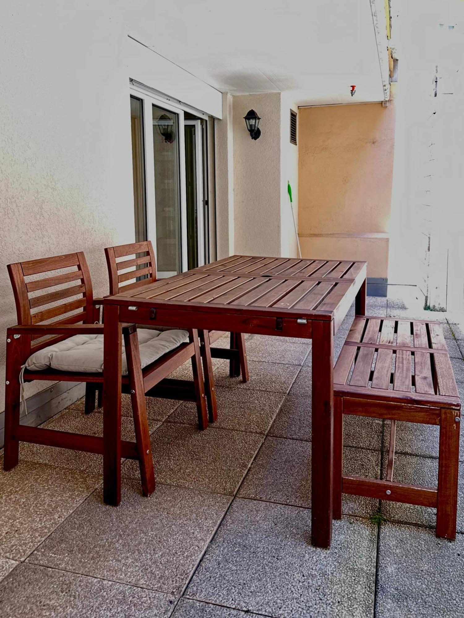 Apartment Bord Du Montreux